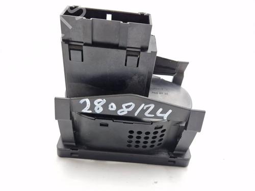 Headlight switch FORD FOCUS II (DA_, HCP, DP) 1.4 | BP30343236I24