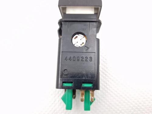 Switch SAAB 9-5 Estate (YS3E) 2.0 t | BP30347654I30