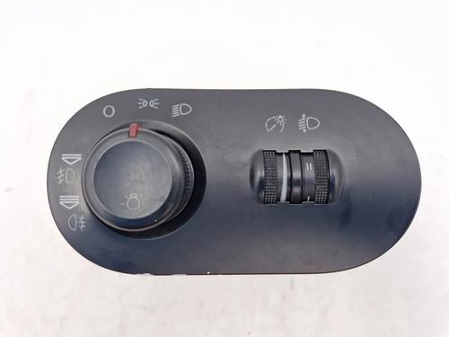 Used Headlight switch SEAT IBIZA III (6L1) 1.4 TDI (80 hp) 30341203