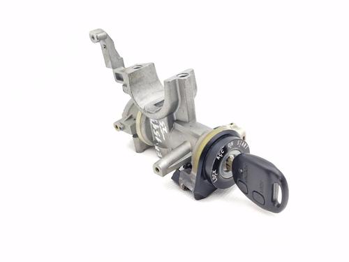 Used Ignition barrel KIA CARENS I MPV (FC, FJ) 2.0 CRDi (140 hp) 30348420