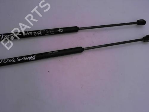 Used Tailgate lift support FIAT BRAVO II (198_) 1.4 (198AXA1B) (90 hp) 30341049