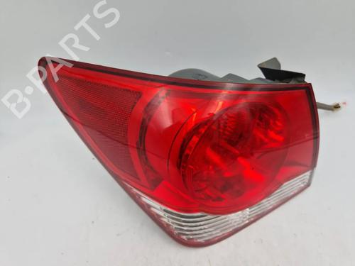 Left taillight CHEVROLET CRUZE (J300) 2.0 CDI | BP30341228C34 - Image 4