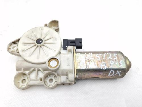 Used Right rear window motor SAAB 9-3 (YS3F, E79, D79, D75) 2.2 TiD (125 hp) 30351563