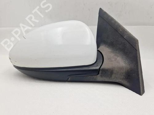 right-mirror-chevrolet-cruze-hatchback-j305-2010-39021511 main image