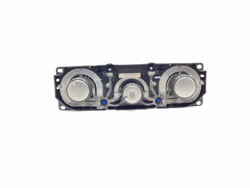 Commande Chauffage MITSUBISHI GRANDIS (NA_W) 2.0 DI-D (NA8W) (140 hp) 32743670