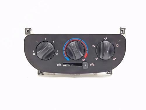 Climate control FIAT DOBLO Box Body/MPV (223_) 1.3 JTD 16V Multijet | BP30348966I5
