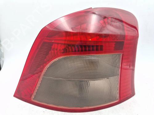 Used Right taillight TOYOTA YARIS (_P9_) 1.3 VVT-i (SCP90_, SCP90R) (87 hp) 30342841