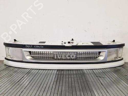Used Front bumper Front bumper 39048085 39048085