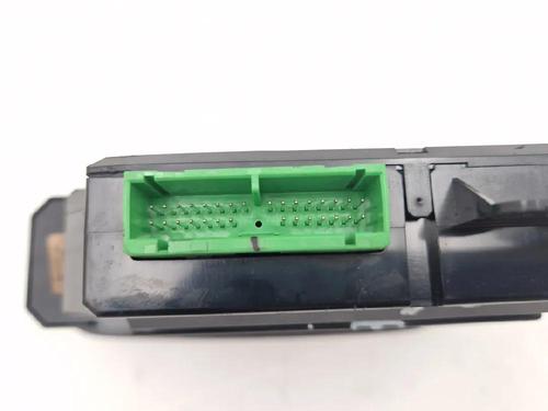 Switch VOLVO S60 I (384) D5 | BP38772962I30 - Image 5
