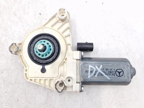 right-front-window-motor-mercedes-benz-a-class-w169-2004-2005-2006-2007-2008-2009-2010-2011-2012-30342586 main image