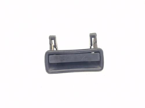 Used Front right exterior door handle Front right exterior door handle VOLVO 240 (P242, P244) 2.0 (121 hp) 39738986 39738986