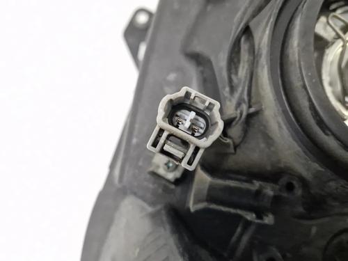 Left headlight SUZUKI SWIFT III (MZ, EZ) 1.3 DDiS (RS413D) | BP30350696C28 