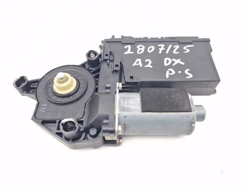 Right rear window motor AUDI A2 (8Z0) 1.4 TDI | BP30351062E22 