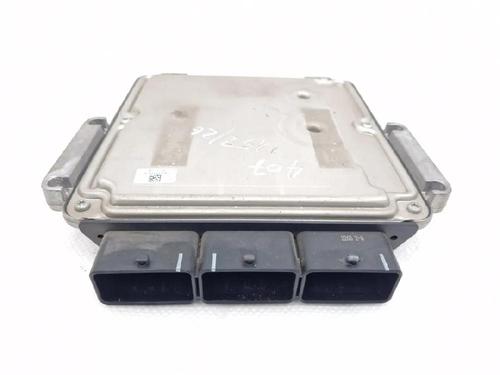 Used Engine control unit (ECU) Engine control unit (ECU) PEUGEOT 407 SW (6E_, 6D_) 2.2 HDi 170 (170 hp) 33952557 33952557