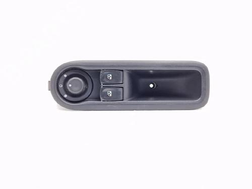 switch-renault-twingo-ii-cn0_-2007-30346432 main image