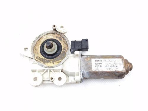 Used Left front window motor SAAB 9-3 Estate (E50) 1.9 TiD (150 hp) 30351665