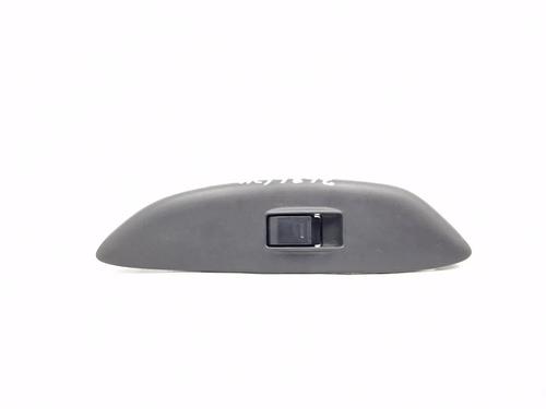 Used Right front window switch Right front window switch TOYOTA YARIS (_P1_) 1.4 D-4D (NLP10_, NLP10R) (75 hp) 30344597 30344597
