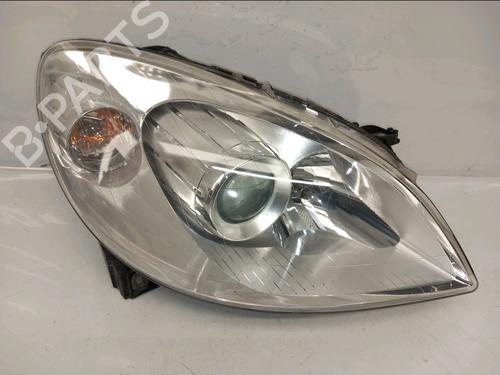 Used Right headlight MERCEDES-BENZ B-CLASS Sports Tourer (W245) B 180 CDI (245.207) (109 hp) 31142604