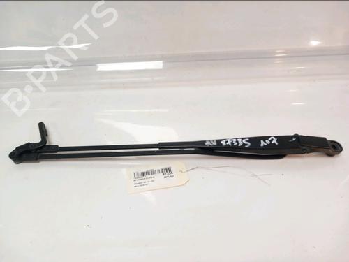 Used Front windshield wiper arm Front windshield wiper arm PEUGEOT 107 (PM_, PN_) 1.0 (68 hp) 40278410 40278410
