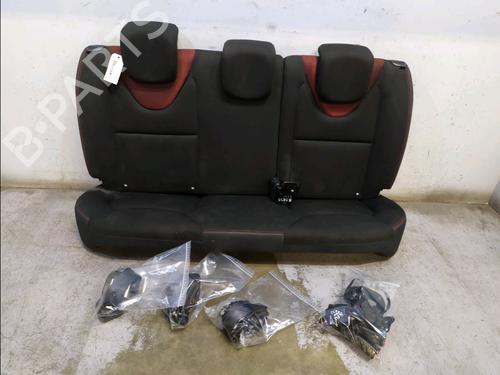 rear-seat-renault-clio-iv-bh_-2012-2013-2014-2015-2016-2017-2018-2019-2020-2021-32401974 main image