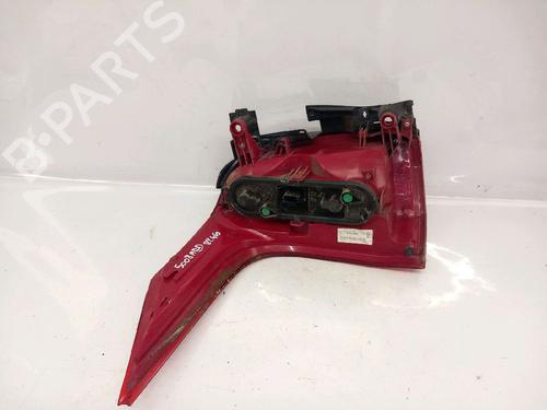Right taillight PEUGEOT 5008 (0U_, 0E_) 1.6 HDi | BP30422470C35