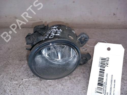 Feu de brouillard avant gauche MERCEDES-BENZ A-CLASS (W169) A 180 CDI (169.007, 169.307) (109 hp) 30426685