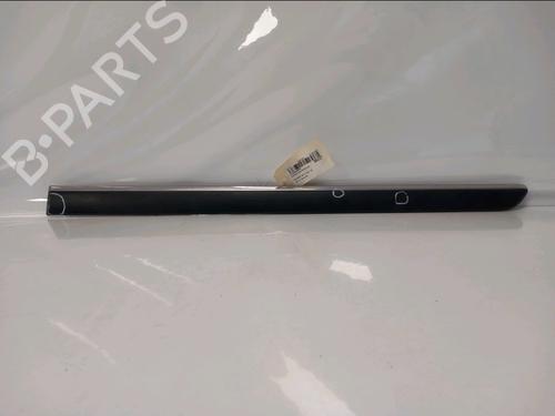 Used Door moulding trim Door moulding trim PEUGEOT 407 (6D_) 2.0 HDi 135 (6DRHRH, 6DRHRE, 6DRHRG, 6DRHRJ) (136 hp) 36450358 36450358