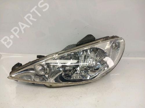 Venstre forlygte PEUGEOT 206 Hatchback (2A/C) 1.4 HDi eco 70 (68 hp) 30428483