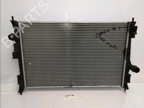 Used Water radiator Water radiator 37710226 37710226