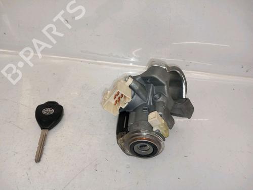 Ratlås/Tændingslås TOYOTA VERSO (_R2_) 2.0 D-4D (AUR20_, AUR20R) (126 hp) 30417167