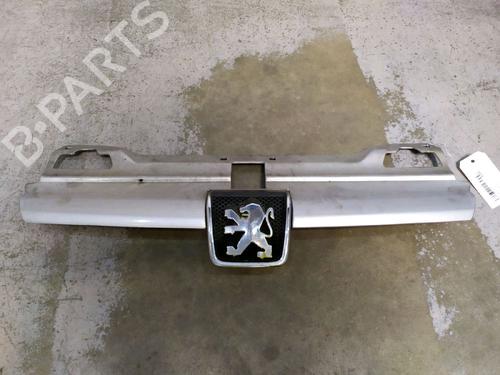 grille-peugeot-406-8b-1995-1996-1997-1998-1999-2000-2001-2002-2003-2004-2005-30426012 main image