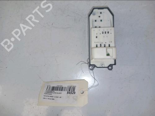 Left front window switch TOYOTA YARIS (_P9_) 1.4 D-4D (NLP90_, NLP90R) | BP32434724I27