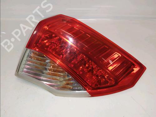 Used Right taillight Right taillight 36946406 36946406