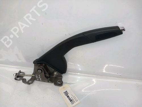 Parkbremsarm/handtak RENAULT CAPTUR I (J5_, H5_) 1.5 dCi 90 (J5N4, J5M5, J5MW, J5M6, J5AL, J5AJ) (90 hp) 30417042