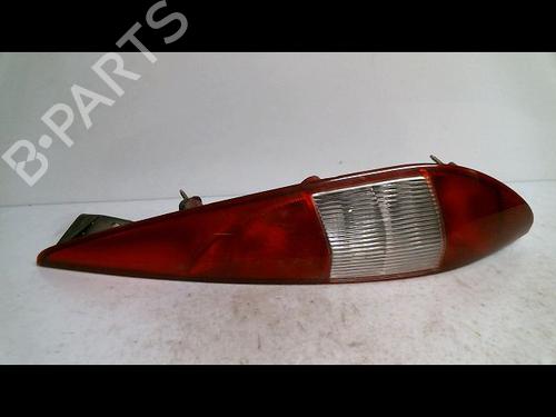 Used Right taillight FORD MONDEO III Turnier (BWY) 2.0 16V TDDi / TDCi (115 hp) 30417232