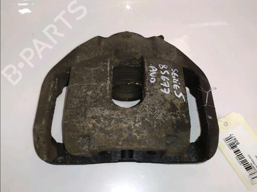 Used Right front brake caliper Right front brake caliper BMW 5 Touring (E61) 530 d (218 hp) 35892212 35892212