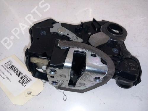 Used Front right lock SUZUKI GRAND VITARA II (JT, TE, TD) 1.9 DDiS All-wheel Drive (JT419, TD44, JB419WD, JB419XD,... (129 hp) 30426324