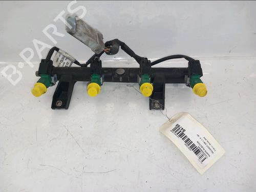 Used Injection rail PEUGEOT 206+ (2L_, 2M_) 1.1 (60 hp) 32487980