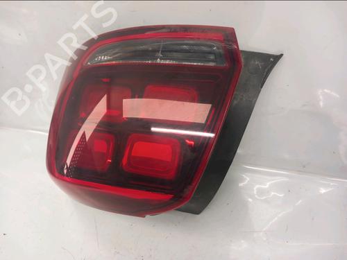 right-taillight-dacia-sandero-ii-2012-32310806 main image