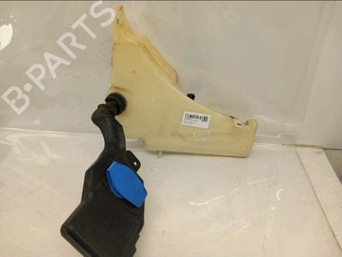 Used Windscreen washer tank AUDI A4 B8 Avant (8K5) 2.0 TDI (143 hp) 31578763