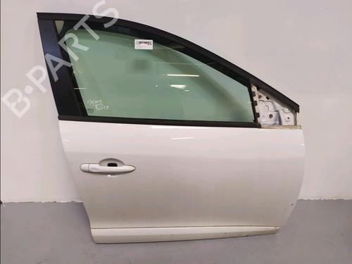 Used Right front door Right front door 36962575 36962575