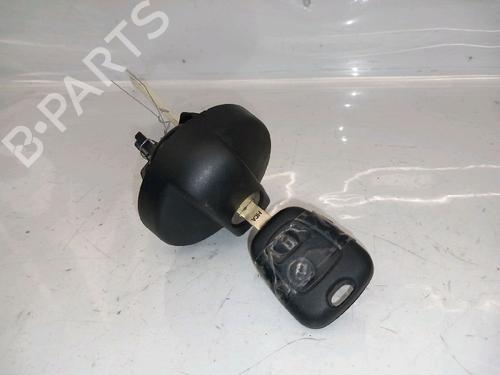 Used Fuel flap PEUGEOT 307 (3A/C) 2.0 HDi 110 (107 hp) 30415739