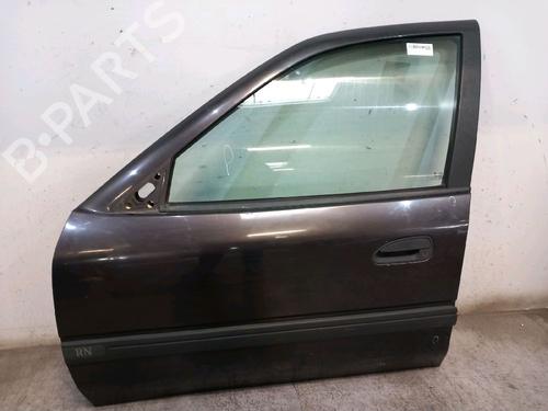 Used Left front door RENAULT SAFRANE I (B54_) 2.1 dT (B546) (88 hp) 30425314