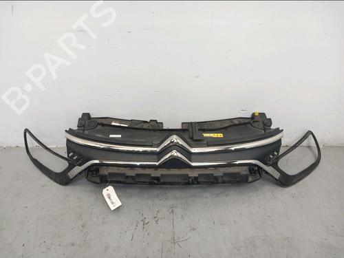 Used Grille Grille CITROËN C3 III (SX) 1.2 PureTech 82 (83 hp) 39764591 39764591