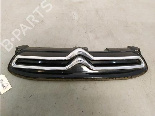 Used Grille Grille 38432825 38432825