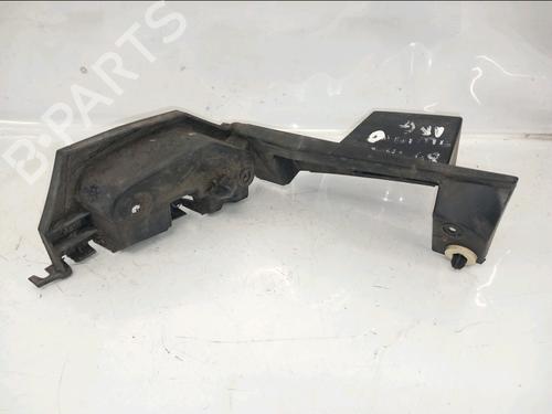 Kofangerbeslag bag RENAULT TWINGO II (CN0_) 1.2 (CN0D) (58 hp) 32007503