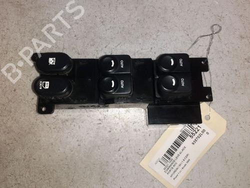 Used Left front window switch HYUNDAI i30 (FD) 1.6 CRDi (116 hp) 30419572
