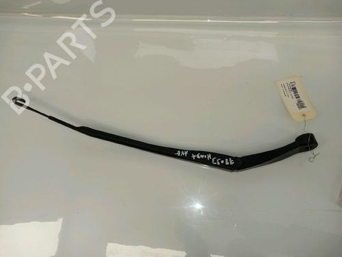 Used Front windshield wiper arm Front windshield wiper arm 30430428 30430428