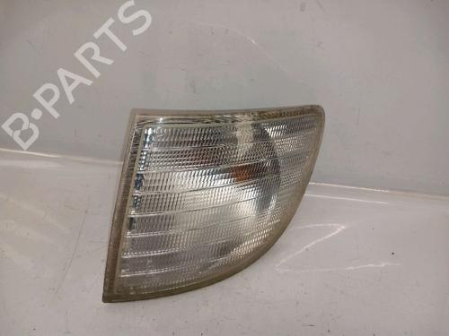Used Left front indicator MERCEDES-BENZ VITO Van (W638) 112 CDI 2.2 (638.094) (122 hp) 30425510