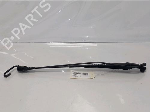 Used Front windshield wiper arm Front windshield wiper arm 37710406 37710406